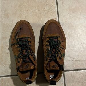 Nike Men's Brown and Green Sneakers